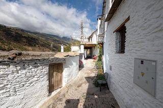 Terreno residencial en Pampaneira. Magnífico solar en pampaneira