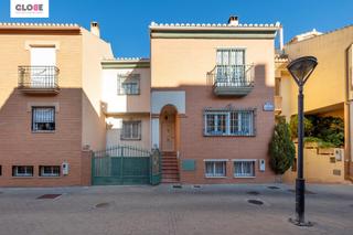 Maison à Av. F. Garcia Lorca - Nueva Estación Autobuses. Casa en granada capital