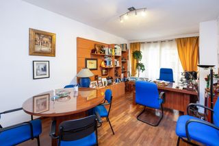 Flat  Calle trajano. Oportunidad para ti , ven a visitar este gran piso!!!