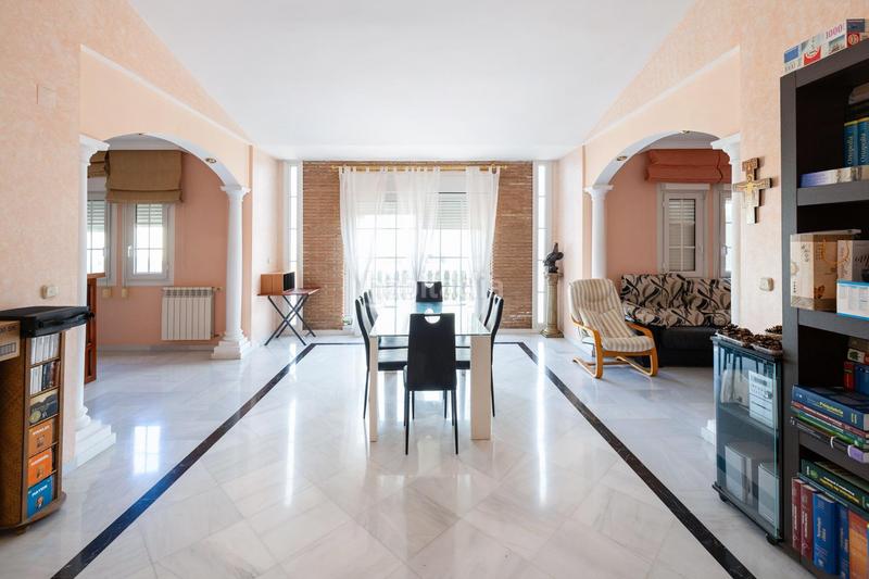Foto cec5f80d-bf28-486e-9ef9-95c57ca6fa10. Chalet ven a conocer el chalet de tus sueños!!! en Cúllar Vega