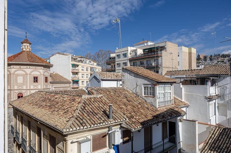 Foto 9813d7e2-40e8-49c6-8512-ee7c60fbd173. Ático  dúplex premium en el corazón lujo, espacio y vistas de ensueño. en Granada