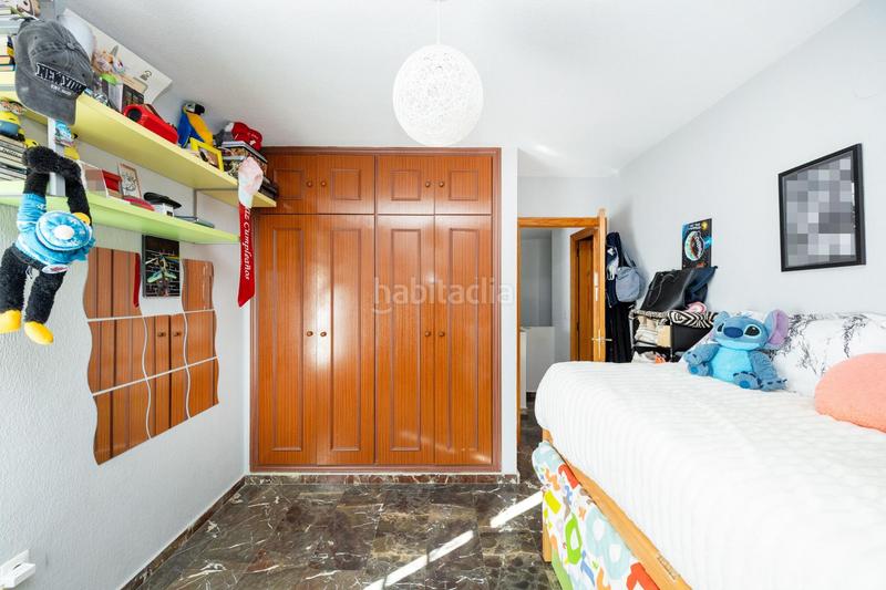 Foto 18865268-5eb1-42b5-81c5-fb05c4eb5bbf. Chalet  independiente en esquina loma verde en Albolote