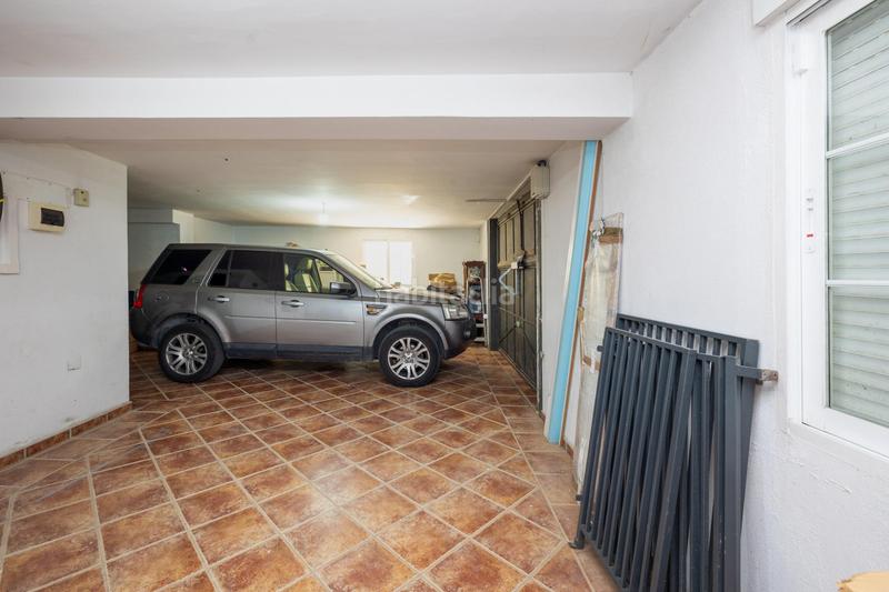 Foto 168daa56-d6dd-4056-9844-53ca76646127. Chalet espectacular chalet independiente en el laurel de la reina. la zubia. en Zubia (La)