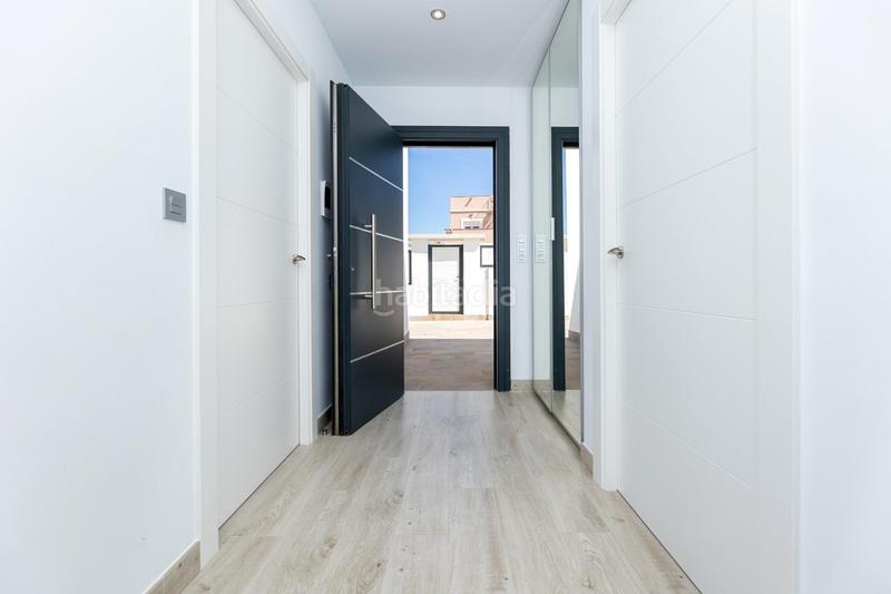Foto 125df34a-e532-4918-b32f-3df4ef9e693a. Chalet villa de diseño en cañadas del parque en Dílar