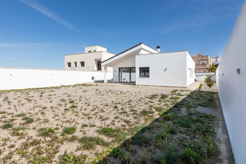 Foto c3dc12da-0a6f-4c82-a070-4282533ee083. Chalet villa de diseño en cañadas del parque en Dílar