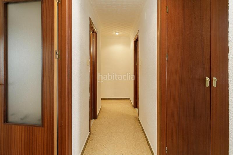 Foto eb8d4e9a-1191-44c2-aaaf-7a829822e7d8. Piso gran piso junto a parque federico garcía lorca en Granada