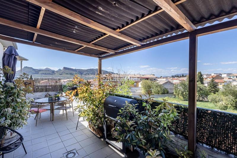 Foto 52d09e17-8b31-4363-b5a1-3beb0d7946b6. Ático precioso ático con terraza de 50 metros y vistas despejadas en Albolote