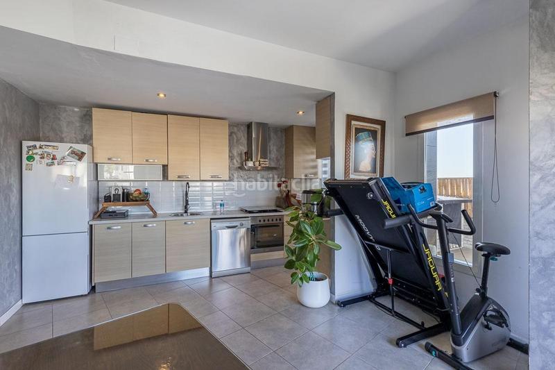 Foto ab8a49e8-9517-4655-ad9c-24ac124e74a2. Ático precioso ático con terraza de 50 metros y vistas despejadas en Albolote