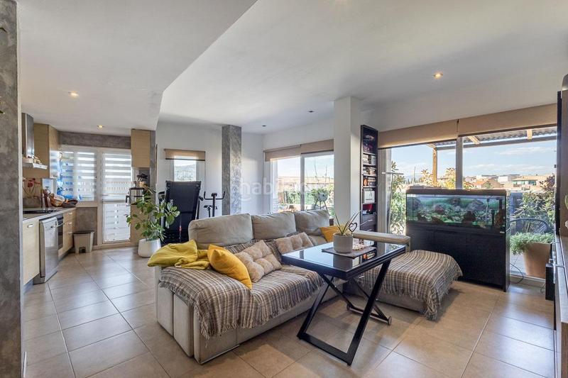 Foto c209043e-f1c0-40ab-8059-9dc7f8248d8b. Ático precioso ático con terraza de 50 metros y vistas despejadas en Albolote