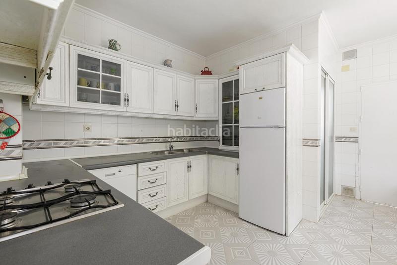 Foto 1f27ab3d-c997-4f6a-a5c5-879119f6ae69. Chalet dans calle calle del clavel 15 dans Barrio de la Vega Monachil