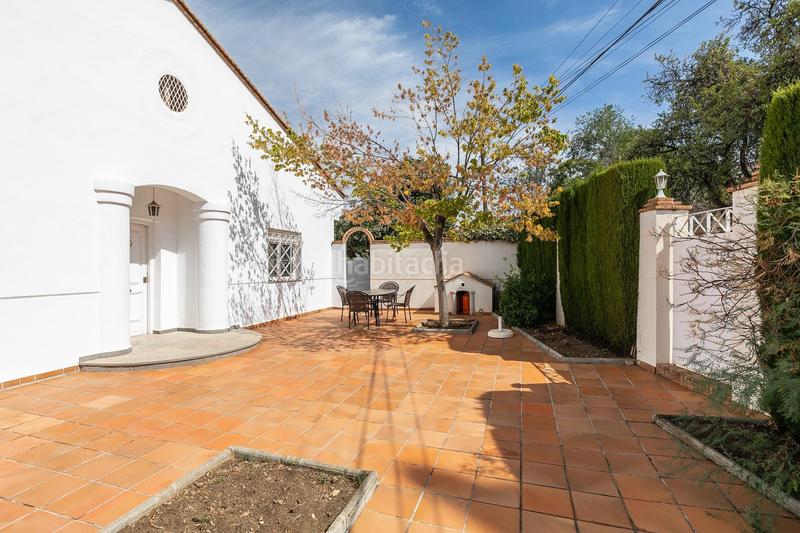 Foto 3e7d6ba8-290a-4db1-bf96-b81259afd869. Chalet dans calle calle del clavel 15 dans Barrio de la Vega Monachil