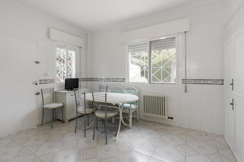 Foto 865d2de7-d9c9-4037-a93d-84ee66944944. Chalet dans calle calle del clavel 15 dans Barrio de la Vega Monachil