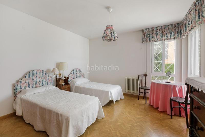 Foto e00021ac-8914-4338-8f3c-2902dc66b887. Chalet dans calle calle del clavel 15 dans Barrio de la Vega Monachil