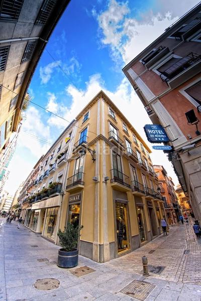 Foto 285fcfdc-a961-46da-9f0e-bbc9202e1088. Local comercial a calle alhondiga 10 a Centro - Sagrario Granada