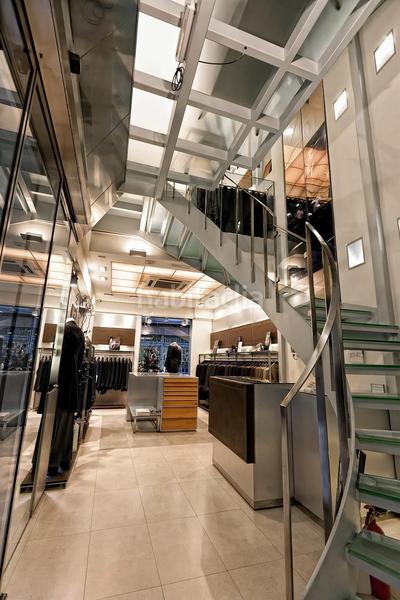 Foto 4e7d3bf9-89e3-4465-bb3a-8f3529eeadf7. Local comercial a calle alhondiga 10 a Centro - Sagrario Granada