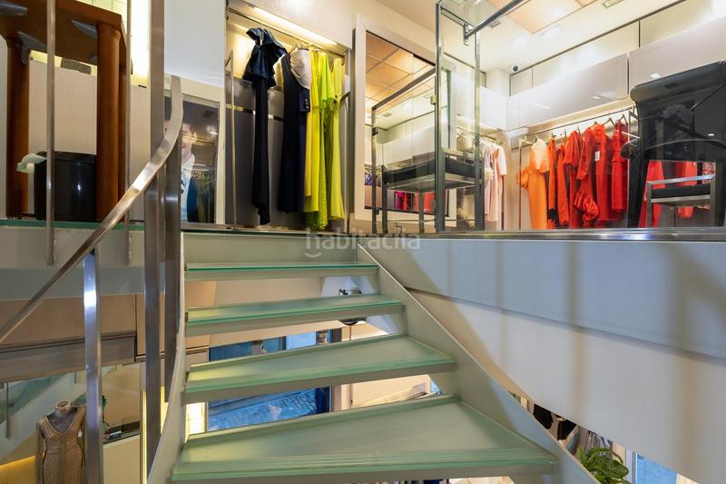 Foto 5a39e92d-f367-43b9-83e4-a2773e8bf551. Local comercial a calle alhondiga 10 a Centro - Sagrario Granada