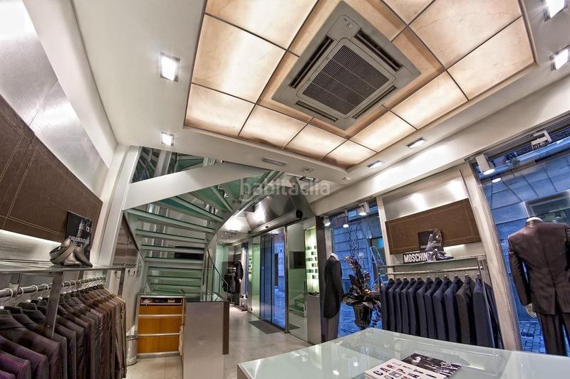 Foto ec690593-cf01-47aa-af5a-5b62879acb2e. Local comercial a calle alhondiga 10 a Centro - Sagrario Granada