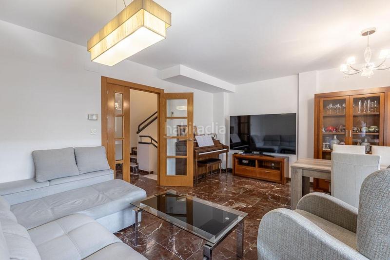 Foto f2a78666-ce09-4cdc-b081-4c9c7d221be3. Casa adosada exclusivo adosado vistas, luz, diseño y confort total en Armilla