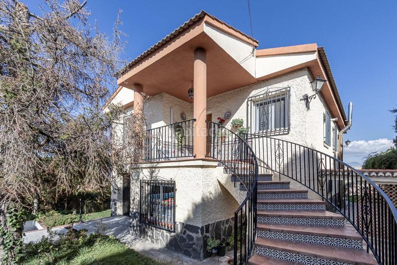 Foto a9bcf33e-b103-4ffb-9185-4566c97d9740. Chalet  independiente en Barrio de la Vega Monachil