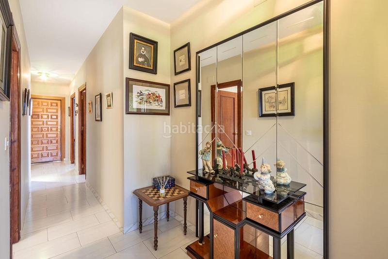 Foto e105f6df-a15f-4539-b5f5-a69e212c34c0. Chalet  independiente en Barrio de la Vega Monachil
