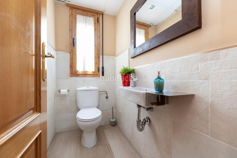 Foto 4feeda6d-e7c7-46c0-a55a-388d539b5180. Casa pareada sale a la venta una fantastica vivienda unifamiliar pareada en Huétor Vega