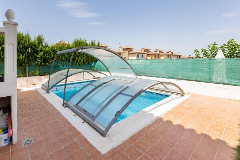 Foto a4f6252d-51d7-48d4-ac98-6e204267a2c2. Chalet espectacular chalet a 10 minutos del centro de granada en Huétor Vega