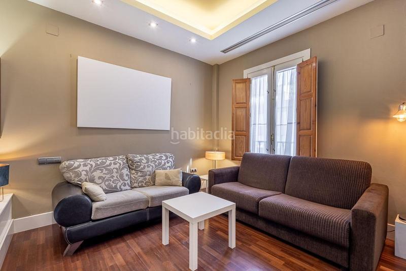 Foto 0617403f-7987-44b2-bbe9-eaa18776d39f. Piso apartamento con licencia turística en pleno centro!!! en Granada
