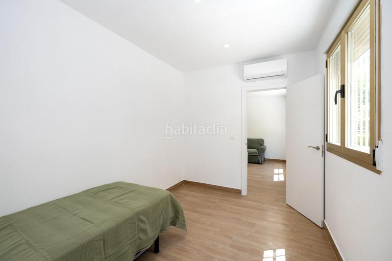 Foto c45bbac6-ea72-4978-a857-65c8ca0ce7e3. Piso totalmente reformado, junto mondragones, 3 dormitorios 2 baños en Granada