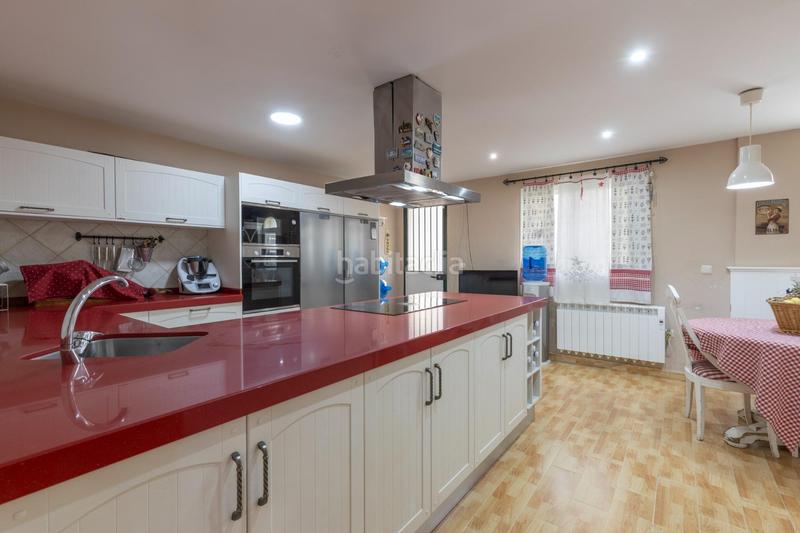 Foto 3bdf1ce8-3779-4533-b4fb-2d53f29a47da. Chalet exclusiva casa independiente en el chaparral, . una joya en una de las zonas más demandadas. en Albolote