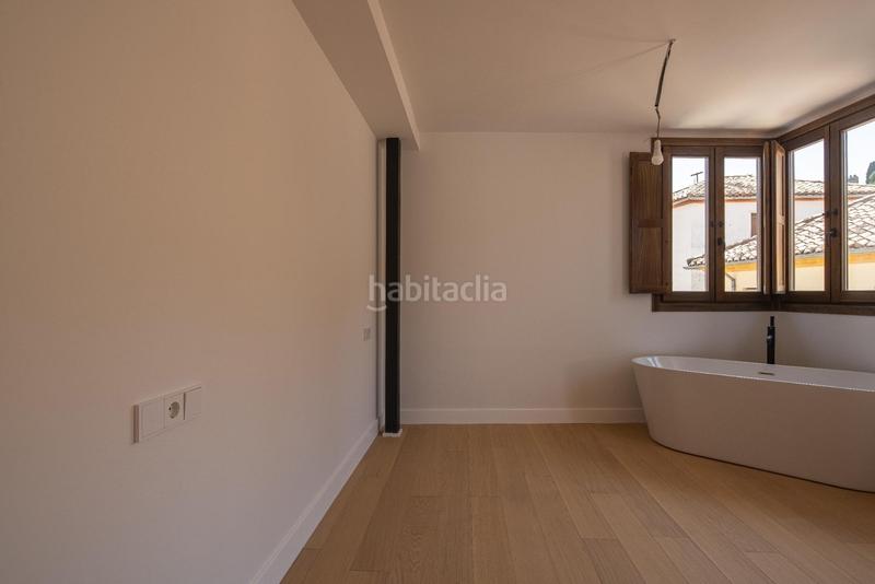 Foto 6b6b5dae-a2ef-4dcb-9b35-b82085989de4. Dúplex horno de vidrio, monte de piedad 7 y 9 a en Granada