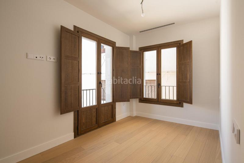 Foto fae00ee0-0a17-4a8d-9cec-0317abababd3. Dúplex horno de vidrio, monte de piedad 7 y 9 a en Granada
