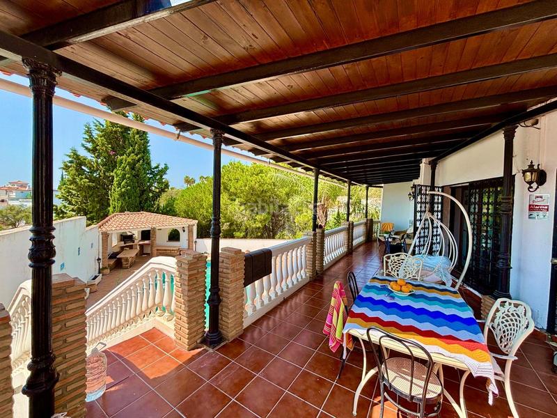Foto e0a177cb-2a39-40a7-8d37-84edc2fd13d2. Chalet villa en urbanización campo en campo de Mijas Mijas