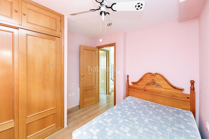 Foto 1d7d423b-abfc-4136-bc7d-90d9e3d37f80. Casa a schiera con parcheggio piscina in Atarfe