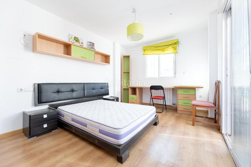 Foto 84cc309c-898b-444a-b045-3c4dd6c90b99. Casa a schiera con parcheggio piscina in Atarfe