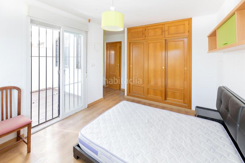 Foto 8ebcd2ce-fef8-46b5-9073-0221e874a356. Casa a schiera con parcheggio piscina in Atarfe