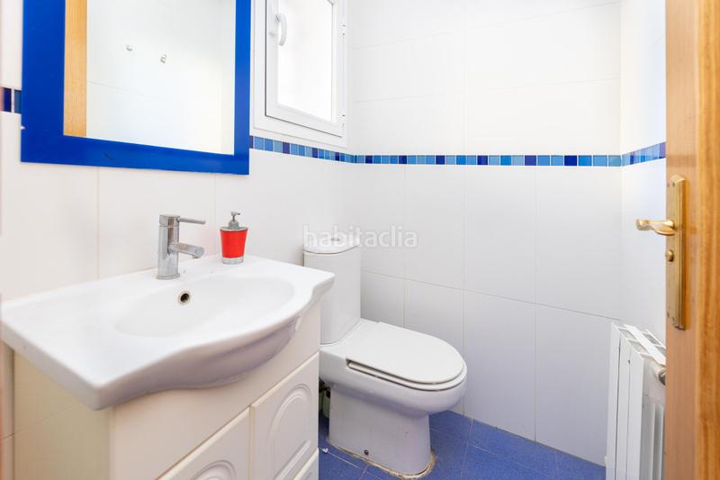Foto f0ccdc80-21a3-4ba1-99fd-f774ef6e9898. Casa a schiera con parcheggio piscina in Atarfe