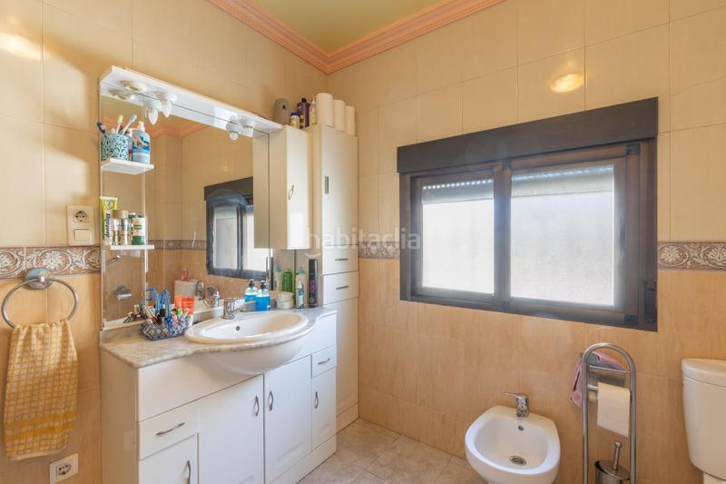 Foto 12b654ac-5c61-4775-b51f-0e8cce756e10. Casa a schiera in calle viejo de charilla 43 in Alcalá la Real