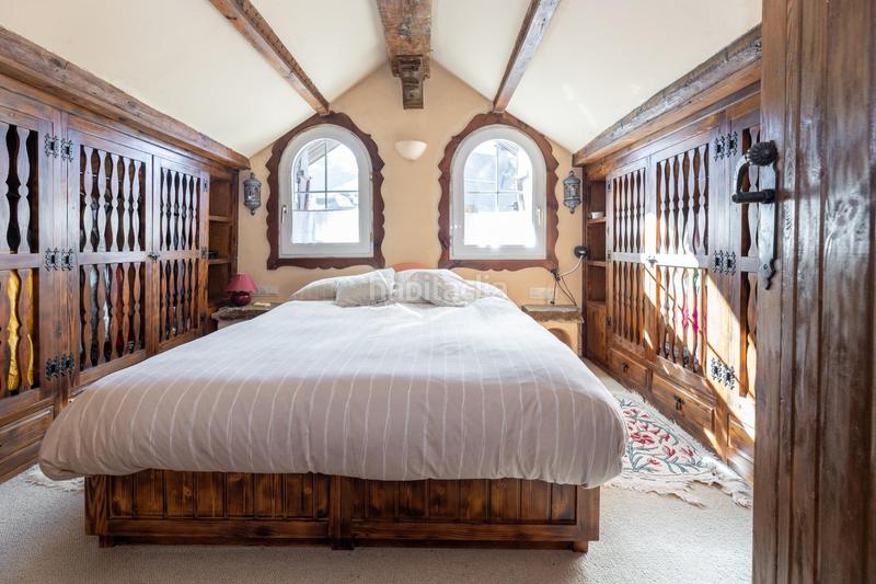 Foto 7e0ff458-8174-42d1-af11-888e7f82048f. Ático vivienda con garajes Zona media baja en Zona media Sierra Nevada