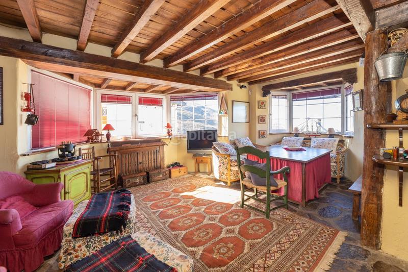 Foto 8b4c1cb5-9bc2-4bc4-a95b-e73e4bf5b063. Ático vivienda con garajes Zona media baja en Zona media Sierra Nevada