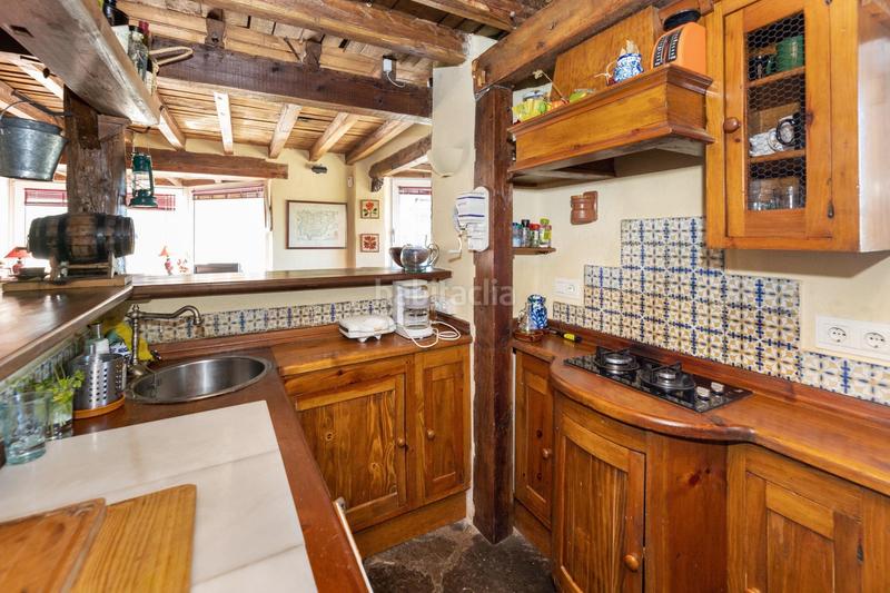 Foto fc856cb4-dce9-4451-98b4-49e857601046. Ático vivienda con garajes Zona media baja en Zona media Sierra Nevada