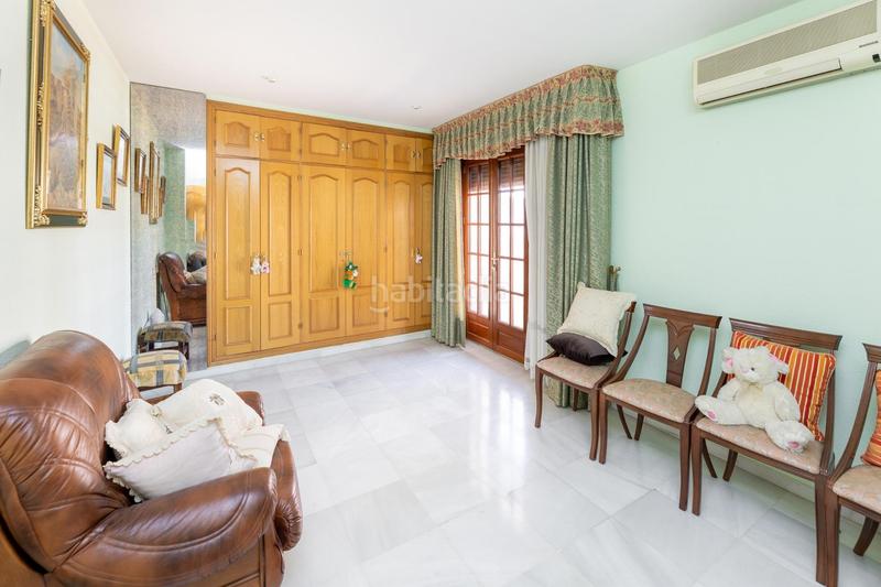 Foto 2a16d118-7781-41c4-a077-dcfd0546dfb4. Haus mit parking in Maracena