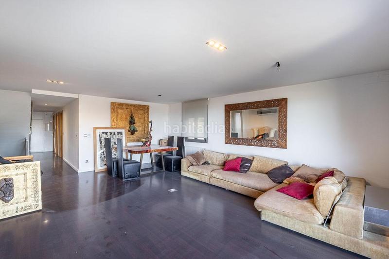 Foto ded57cbd-a883-49d1-89b3-02db56750763. Casa con riscaldamento parcheggio piscina in Barrio de la Vega Monachil