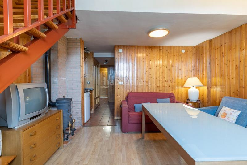 Foto c986b8f2-d08e-4365-872b-288a51195fdb. Duplex in urbanizacion de sol y nieve 74 in Zona media Sierra Nevada