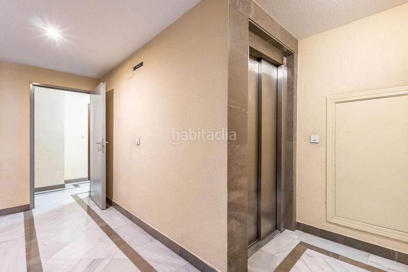 Foto 78a5b34b-bc85-4bc0-a572-173ef97ff56b. Etagenwohnung mit heizung parking in Joaquina Eguaras Granada