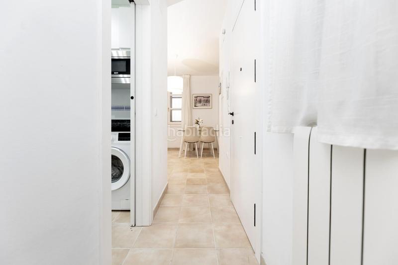 Foto 038ef4f4-7bc2-4891-a7f6-8ceef750bb3a. Apartamento venta de apartamento con licencia turística junto a gran vía en Granada