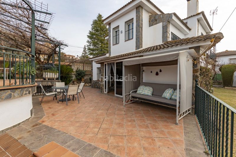Foto 45d350aa-2336-45d9-97bd-107c285f1331. Chalet vivienda exclusiva en urbanización viñas del rey otura en Villa de Otura