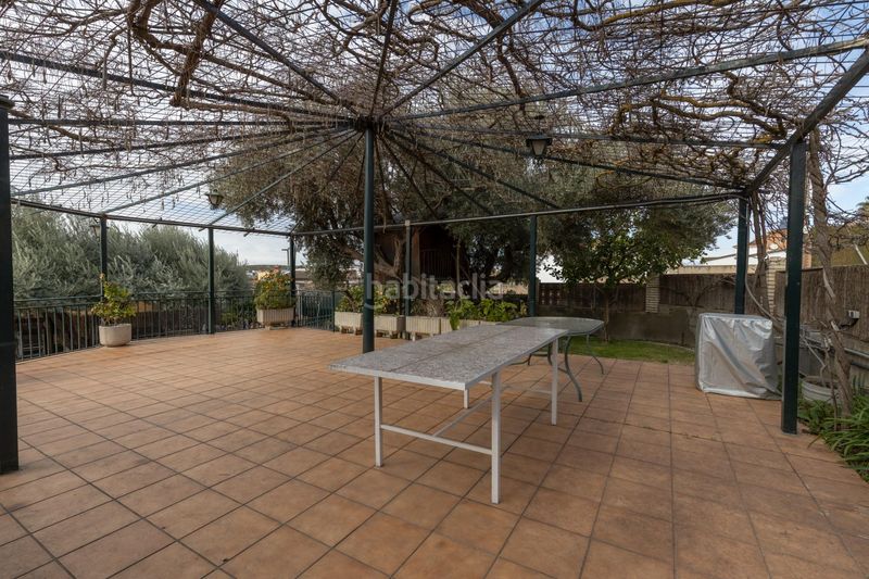 Foto 4f87e3f0-9a8e-4c8d-a929-f8d2278a6f39. Chalet vivienda exclusiva en urbanización viñas del rey otura en Villa de Otura