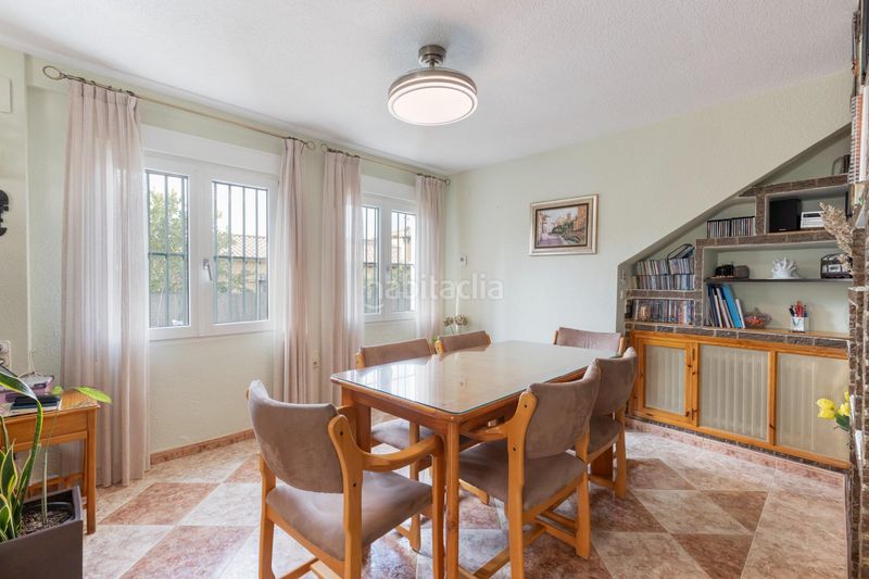 Foto d9a37918-e8cb-4cf1-ad55-7276143f54b7. Chalet vivienda exclusiva en urbanización viñas del rey otura en Villa de Otura
