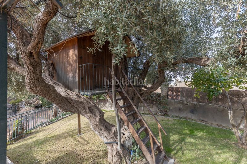 Foto f7dc5f23-6333-42d9-a952-b4b0411dc4e5. Chalet vivienda exclusiva en urbanización viñas del rey otura en Villa de Otura