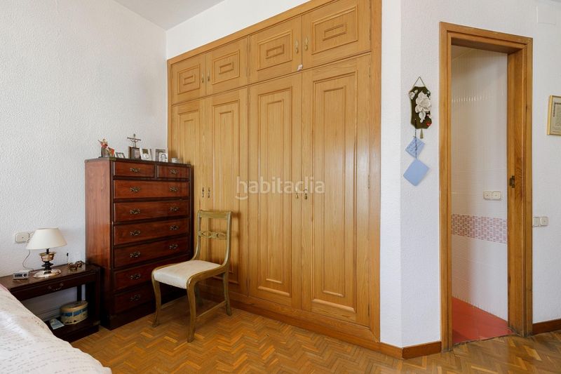 Foto 59129d35-b697-4271-b521-037c2f7dec8e. Chalet  independiente con jardín y piscina vistas a sierra nevada en Granada